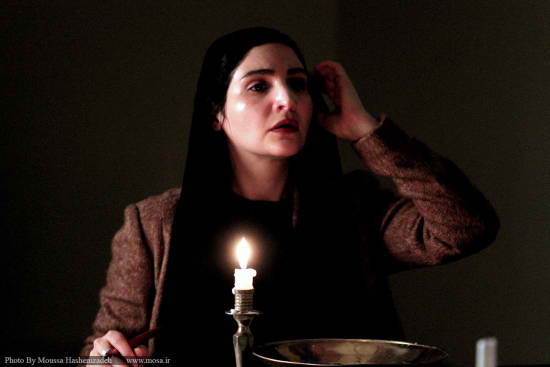 مینا ساداتی رفت، نورا هاشمی آمد / تغییر و تحول در جمع بازیگران «مرثیه‌ای برای کتاب‌سوزی‌ها»