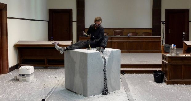 دردسرهای پرفورمنس «سنگینی تاریخ بر دوش هنرمندان امروز»